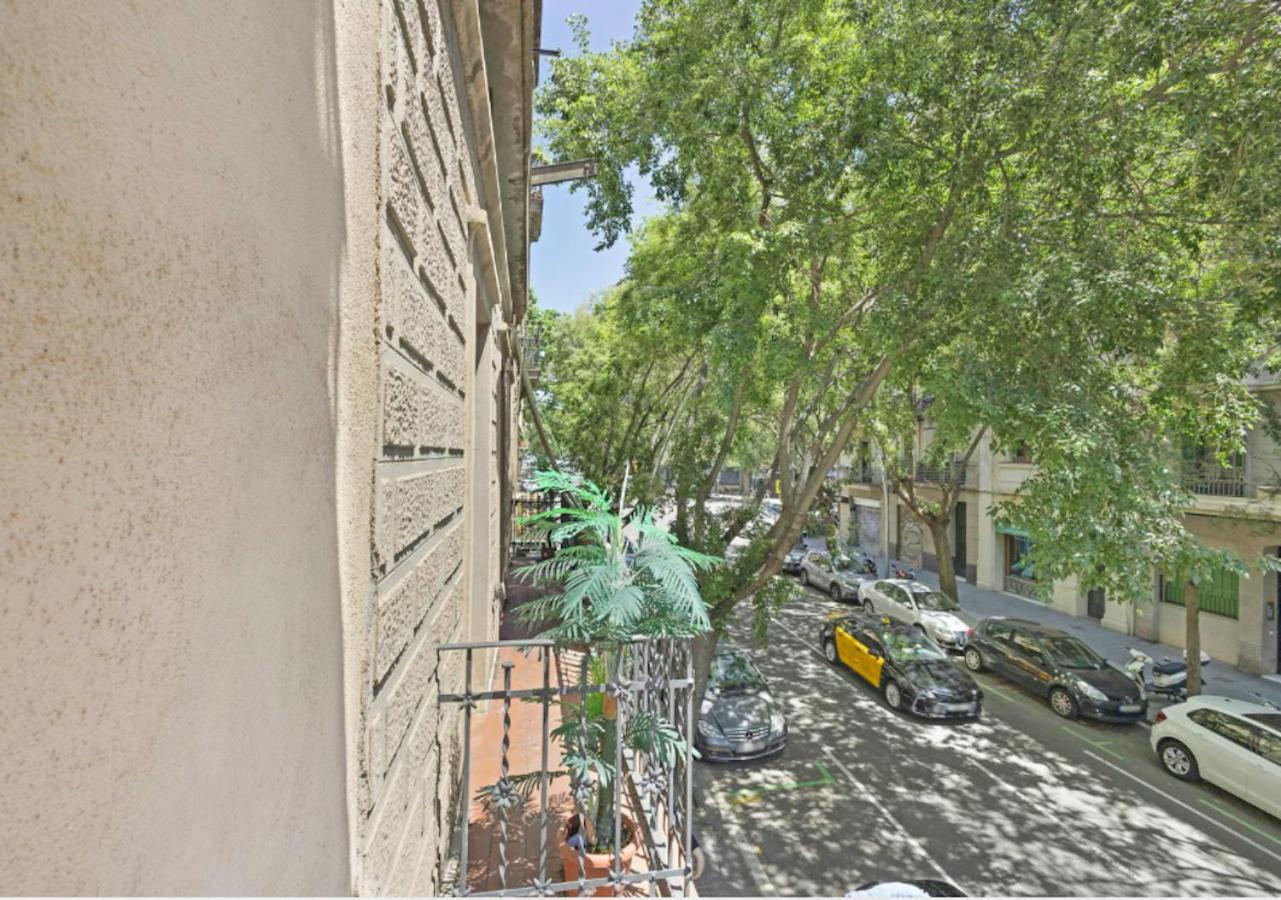 Great Apartment In Sagrada Familia With Balcony バルセロナ エクステリア 写真