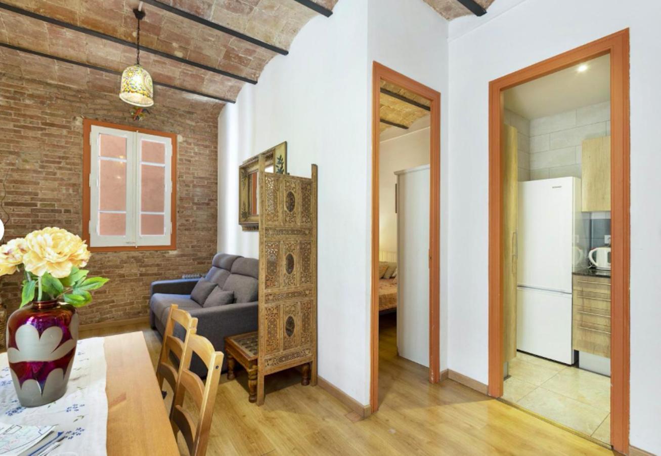 Great Apartment In Sagrada Familia With Balcony バルセロナ エクステリア 写真