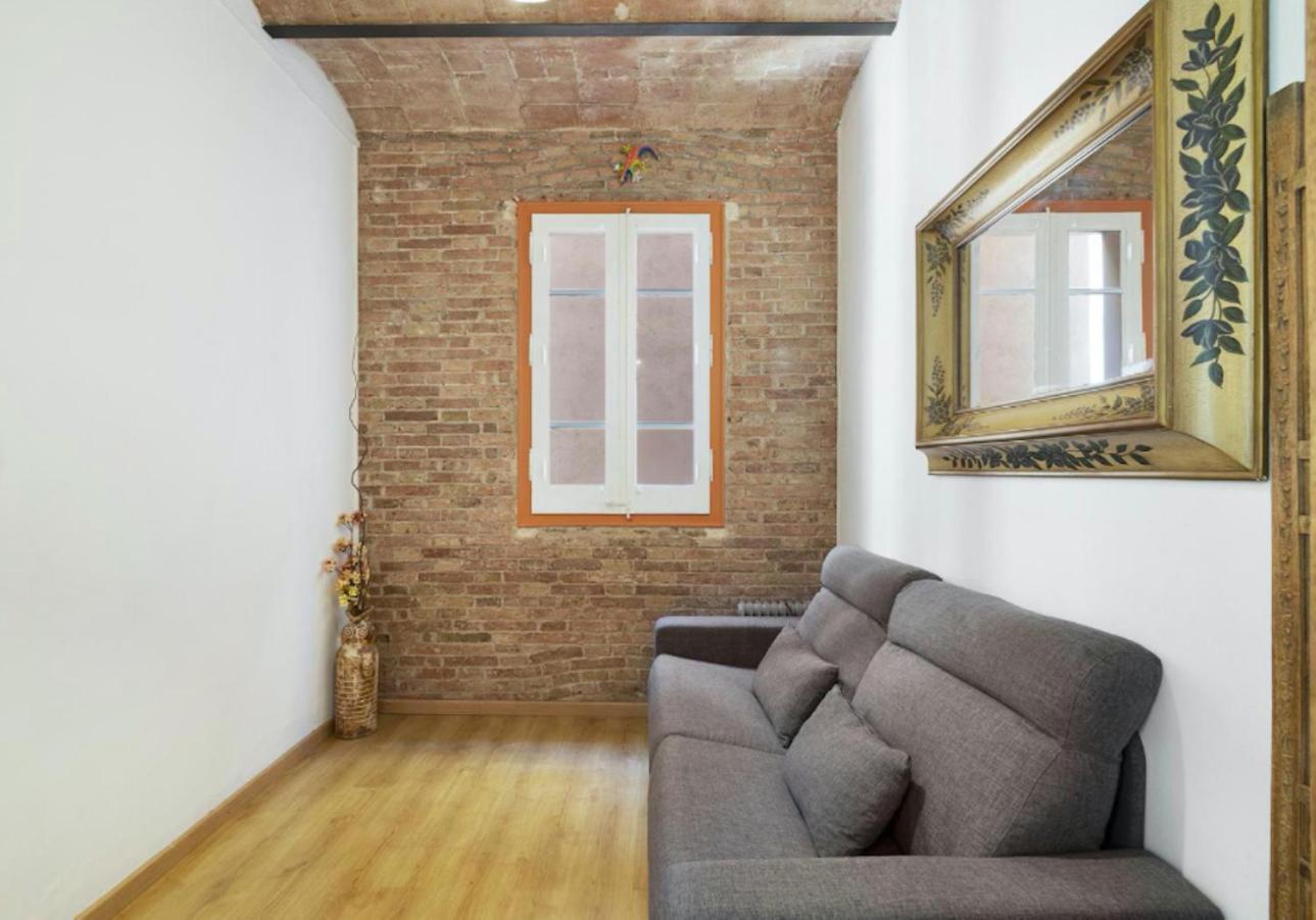 Great Apartment In Sagrada Familia With Balcony バルセロナ エクステリア 写真